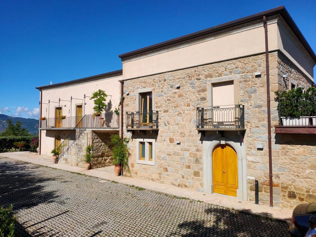 Alimunera Naso Exterior photo