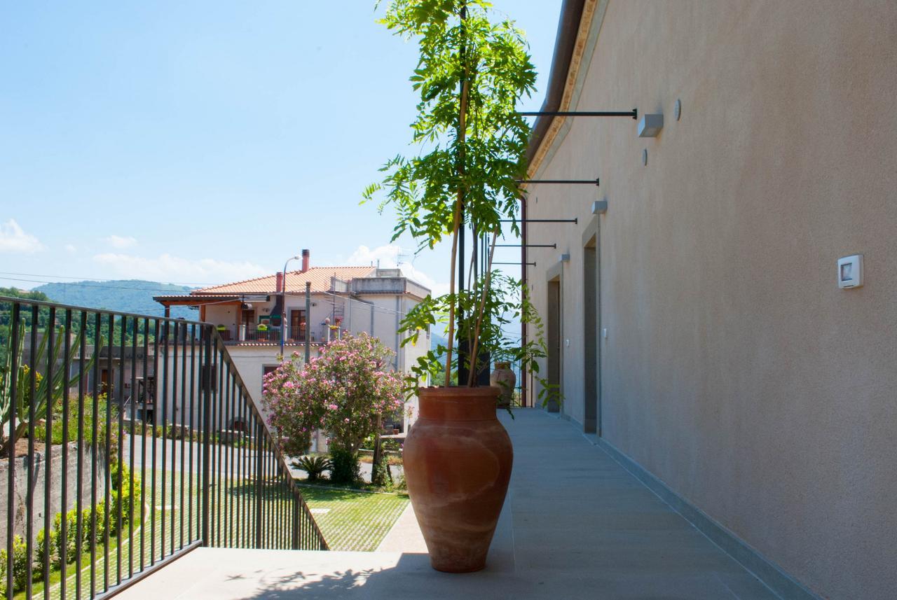 Alimunera Naso Exterior photo
